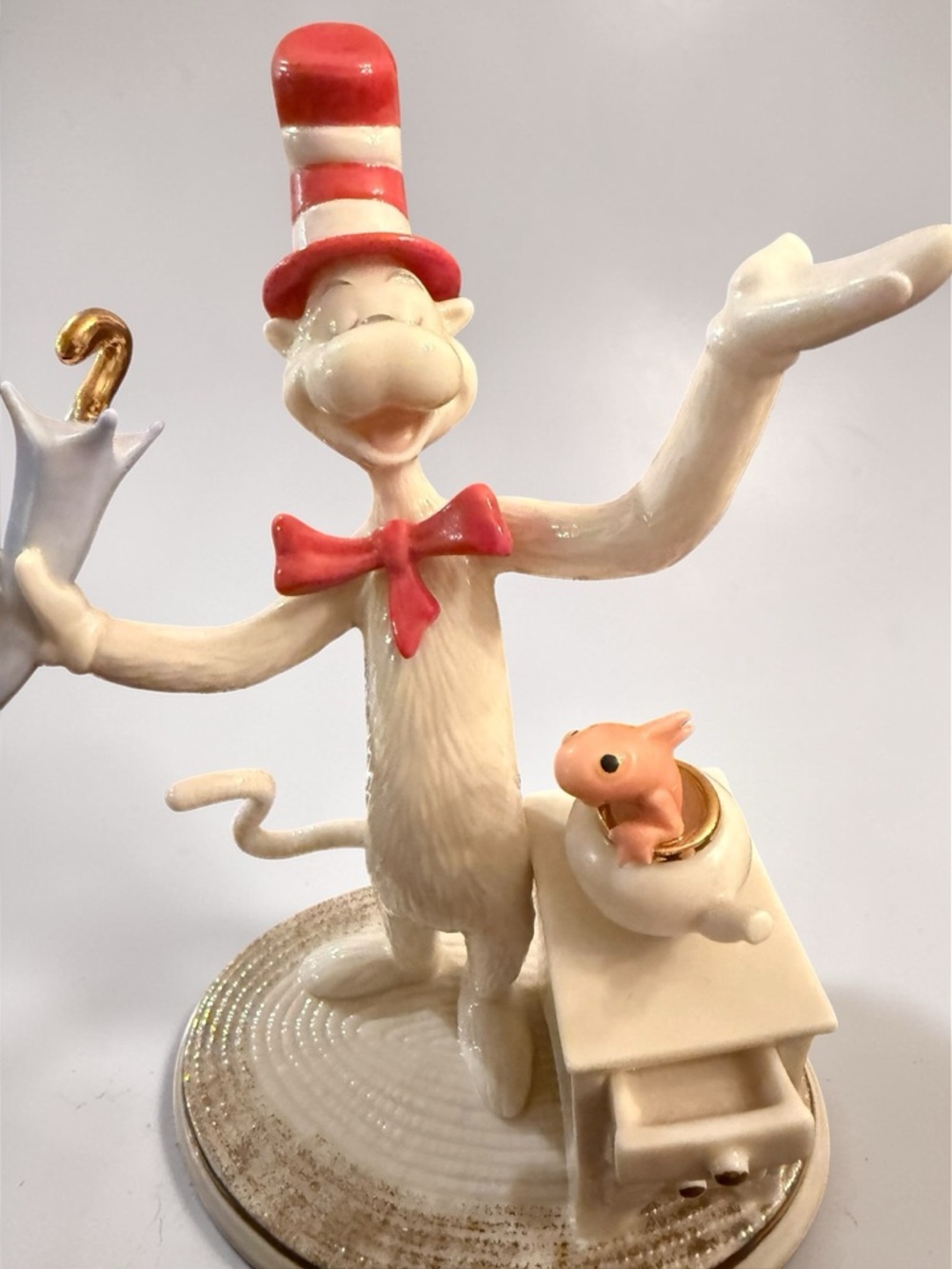 Lenox Dr. Seuss The Cat in the Hat Ivory China Figurine 24k Gold Accents - Picture 5 of 12